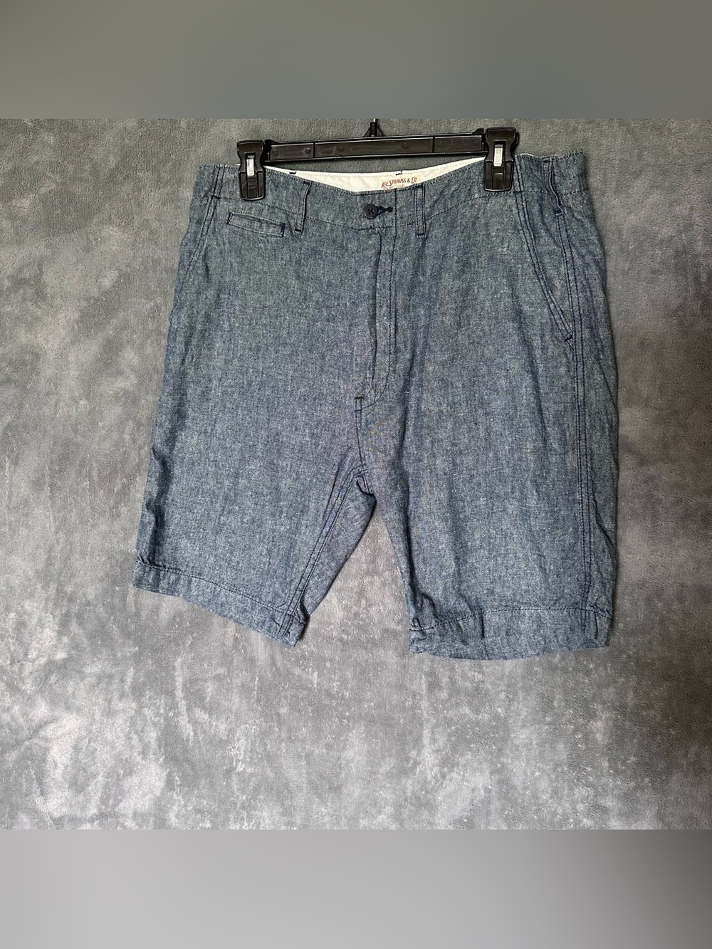 Levi's Men's Linen Blend Chambray Blue Chino Flat-Front Shorts 34x9 inseam